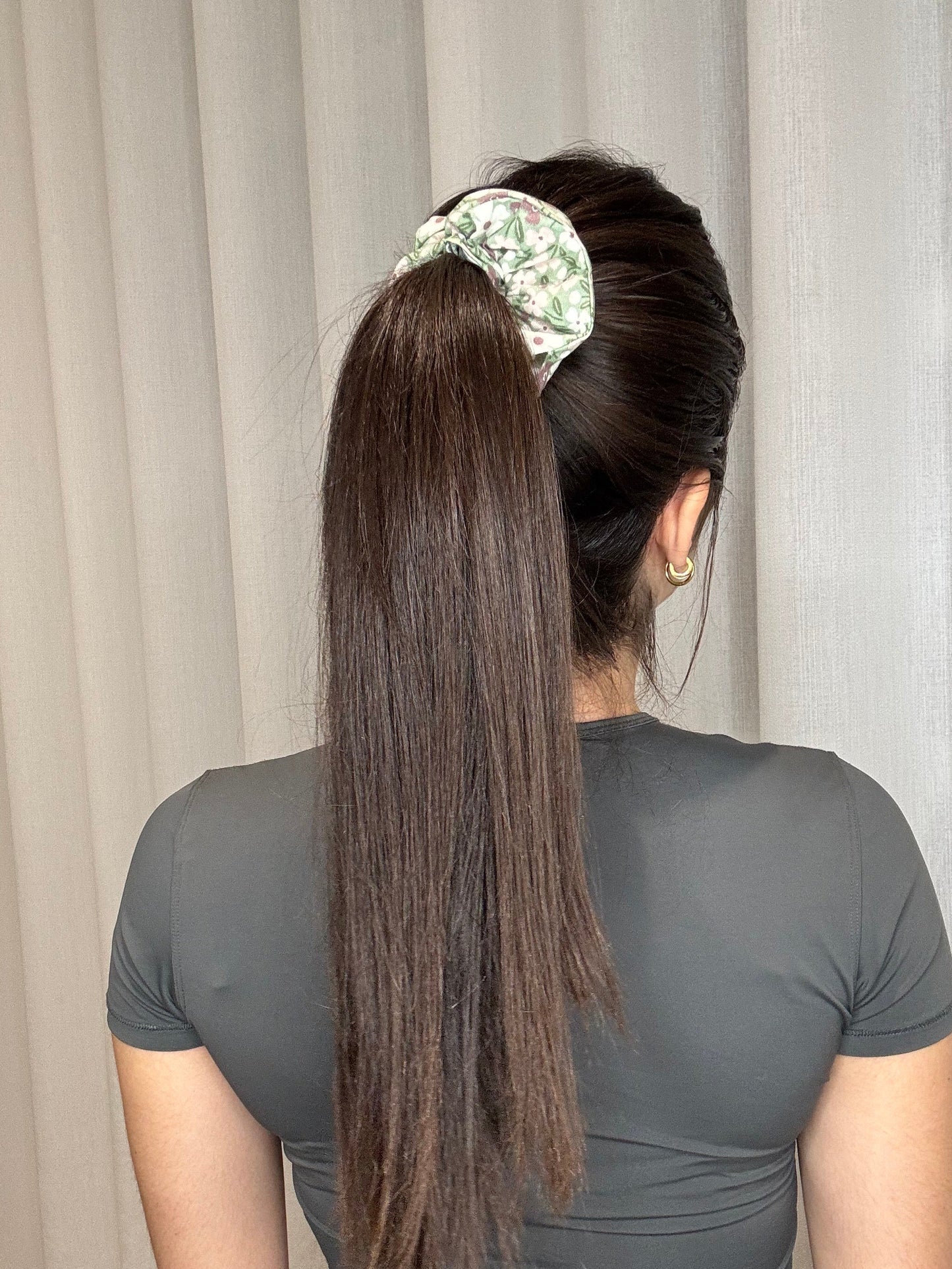 Scrunchies fiori verde in cotone personalizzabile – elastico capelli floreale