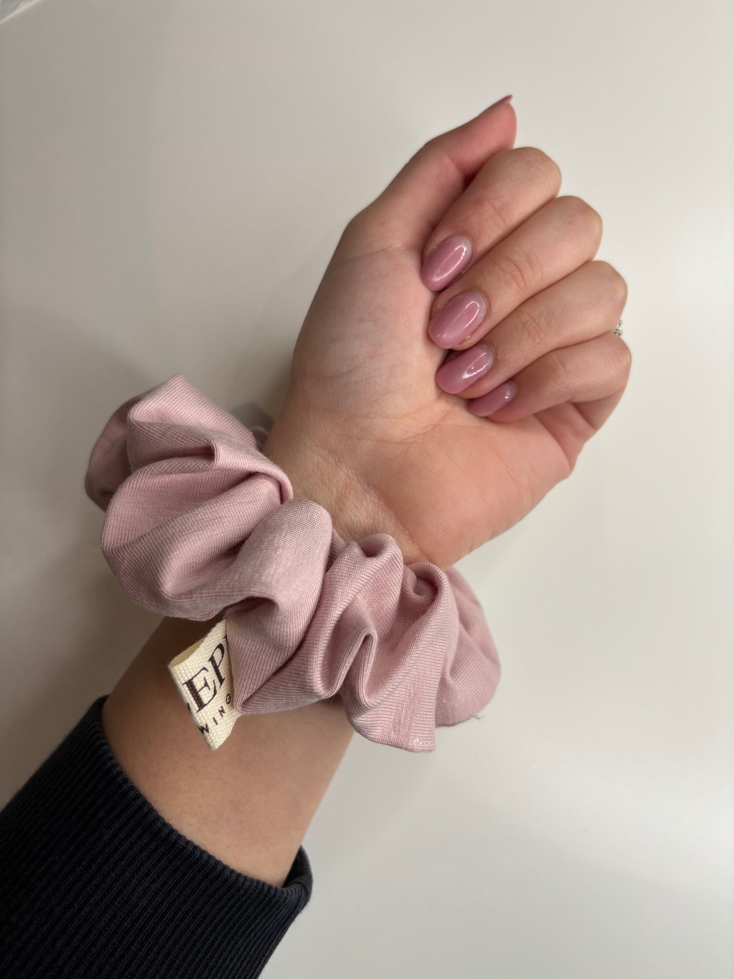 Scrunchies rosa in cotone personalizzabile – elastico capelli morbido